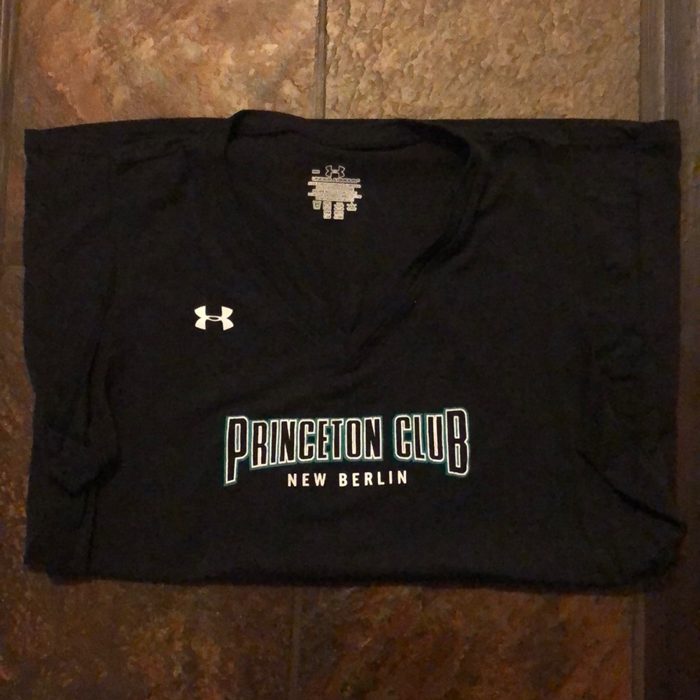 Sleeveless workout tank